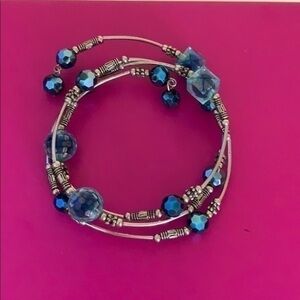 Beautiful blue beaded sparkly bracelet